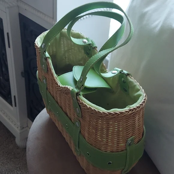 Handbag - Picture 3 of 3